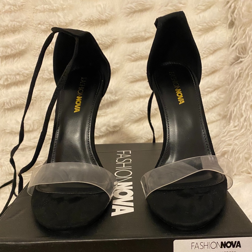 Fashionova Magnetic Attraction Wedges